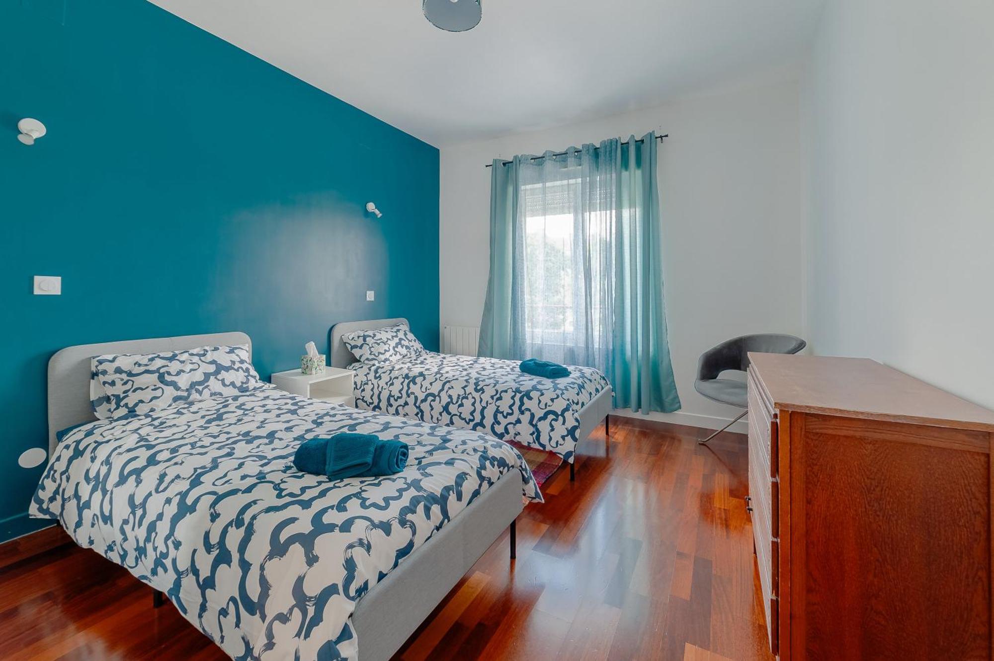 Cosy Modern Apartment - 1 Minute Walk From Train Station Creil Exterior photo